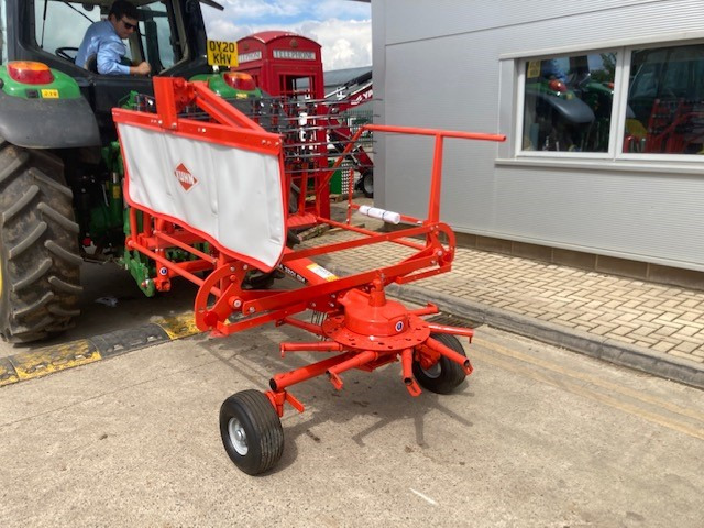 Kuhn GA 3201 - Гребло/ Сенообръщачка: снимка 3 Kuhn GA 3201 - Гребло/ Сенообръщачка: снимка 3