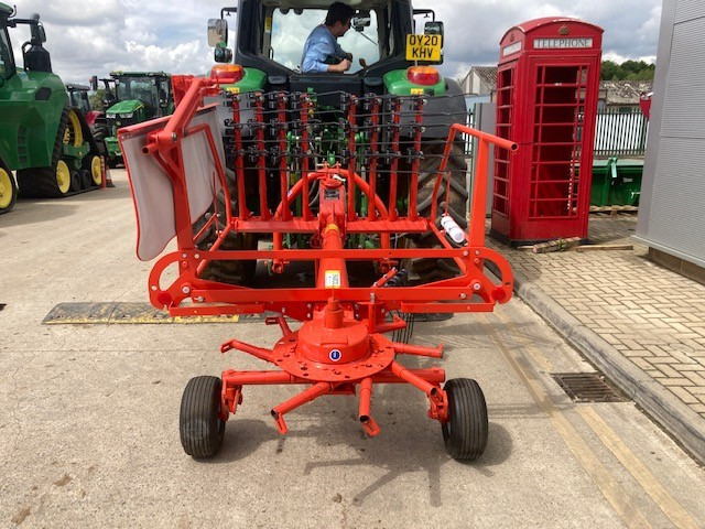 Kuhn GA 3201 - Гребло/ Сенообръщачка: снимка 4 Kuhn GA 3201 - Гребло/ Сенообръщачка: снимка 4