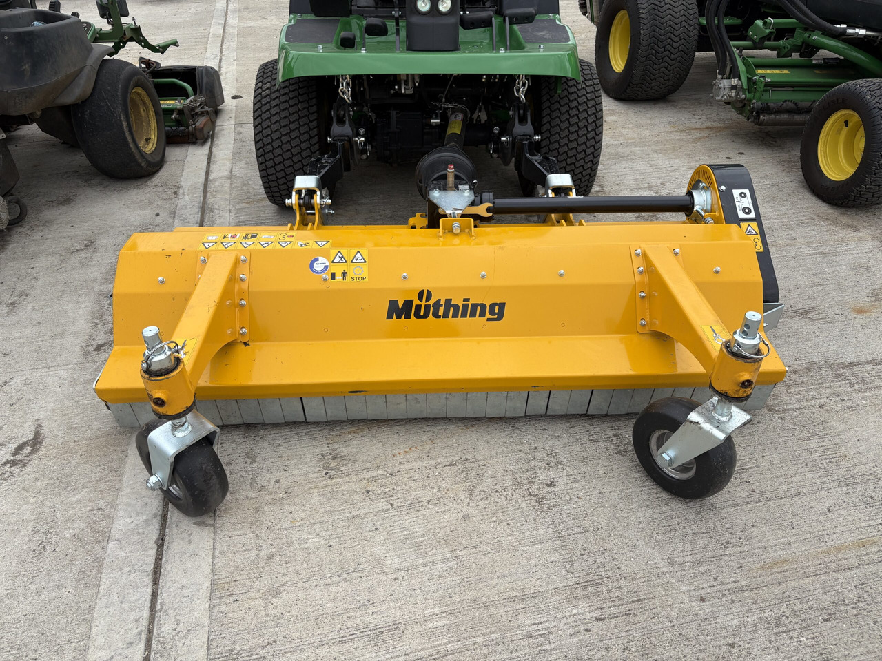 Muthing MU-FM160 JD Outfront Flail Mower Demo - Косачка-шредер: снимка 1 Muthing MU-FM160 JD Outfront Flail Mower Demo - Косачка-шредер: снимка 1
