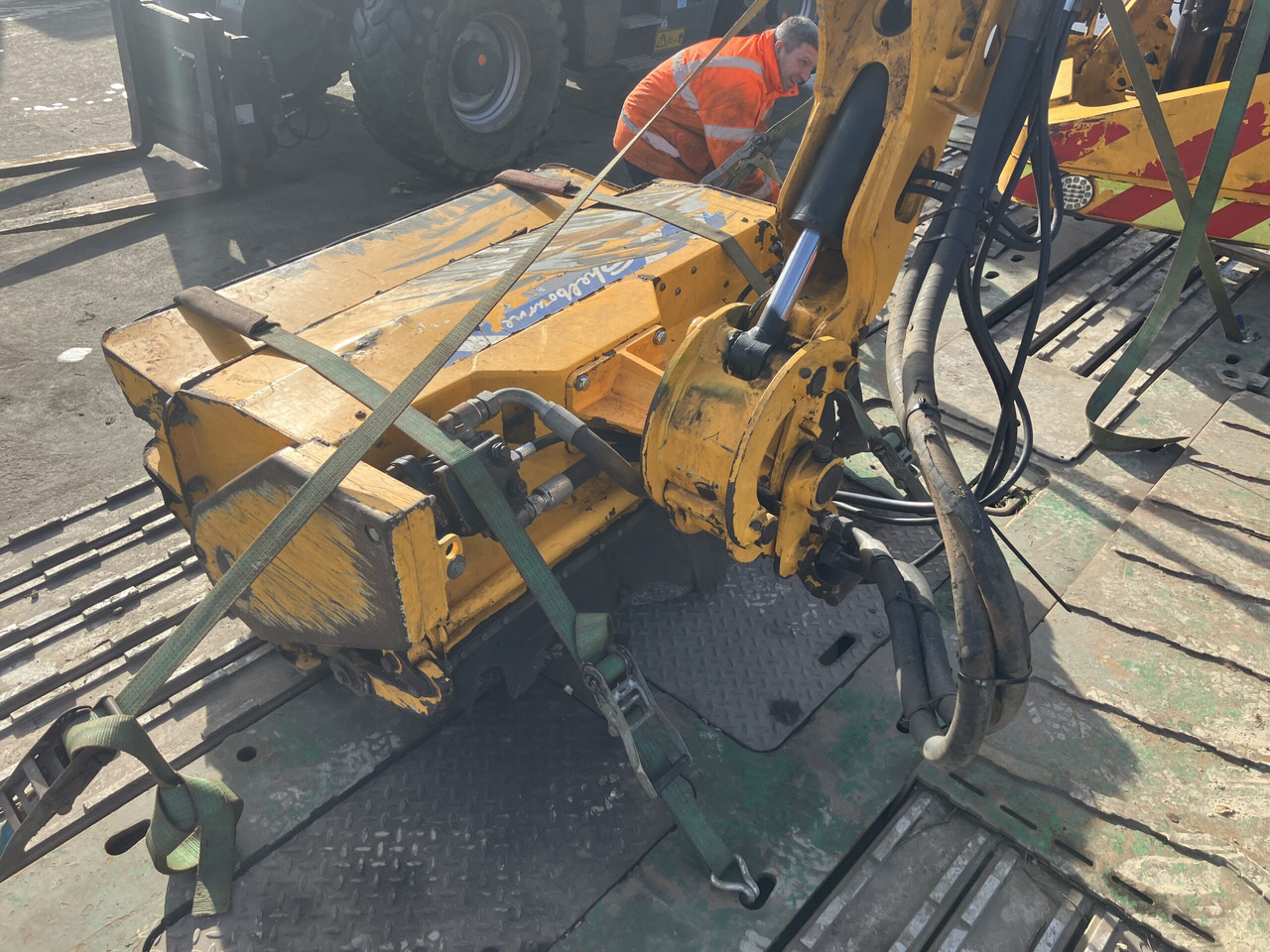 Shelbourne Reynolds 860T - Шредер с телескопично рамо: снимка 4 Shelbourne Reynolds 860T - Шредер с телескопично рамо: снимка 4