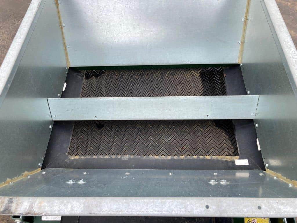 Turfco F15B Mete-R-Matic topdresser - Градинска техника: снимка 4 Turfco F15B Mete-R-Matic topdresser - Градинска техника: снимка 4