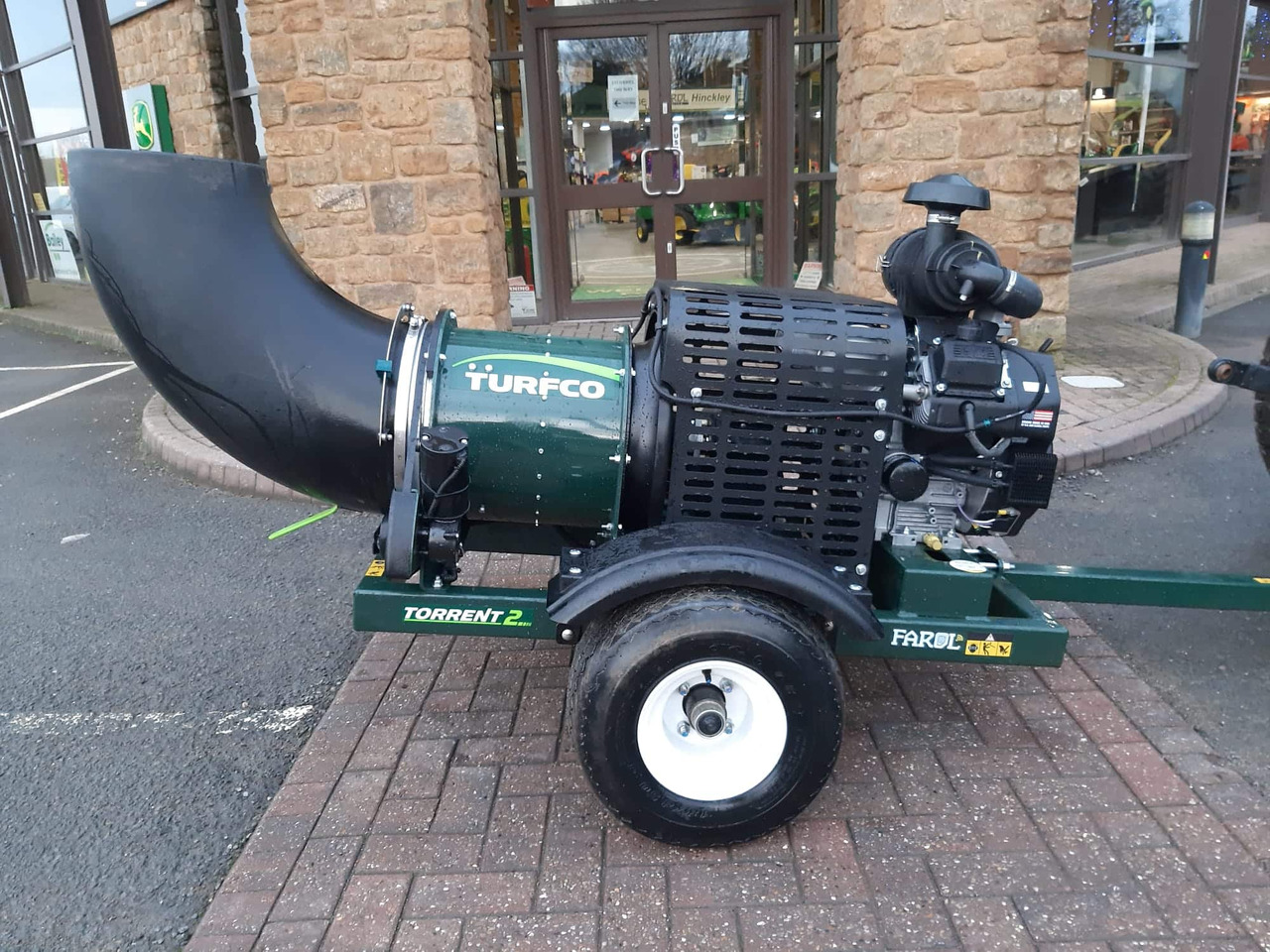 Turfco Torrent 2 Debris Blower - Градинска техника: снимка 2 Turfco Torrent 2 Debris Blower - Градинска техника: снимка 2