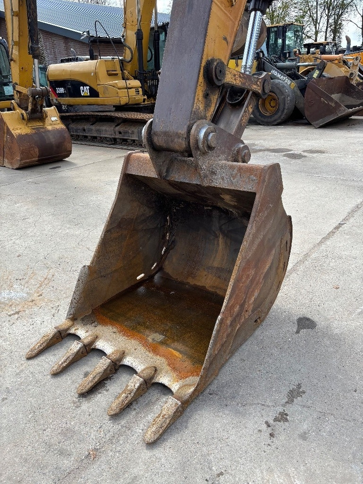 Лизинг на CAT 325 D LR LRE LONG REACH 16m  CAT 325 D LR LRE LONG REACH 16m: снимка 21