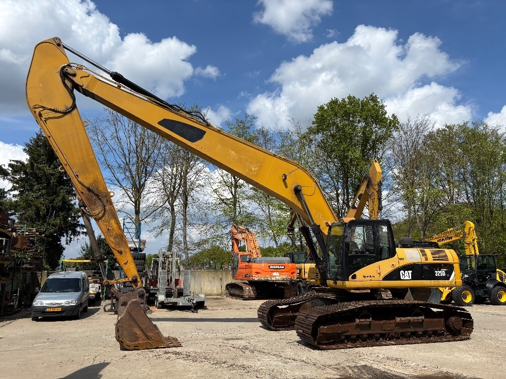 CAT 325 D LR LRE LONG REACH 16m - Верижен багер: снимка 2 CAT 325 D LR LRE LONG REACH 16m - Верижен багер: снимка 2