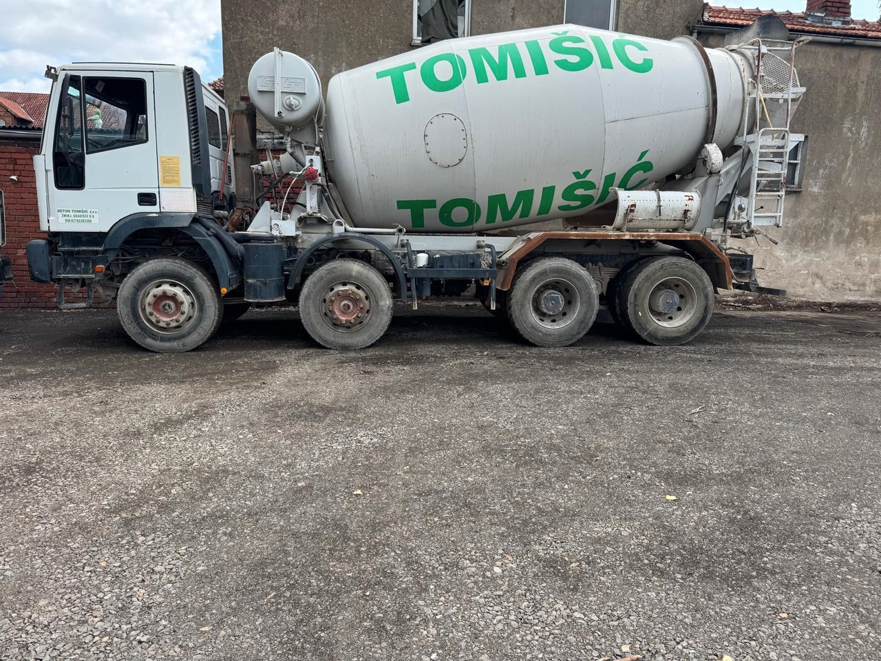Iveco 410 EH 420 8X4 10m³ - Бетоновоз: снимка 1 Iveco 410 EH 420 8X4 10m³ - Бетоновоз: снимка 1