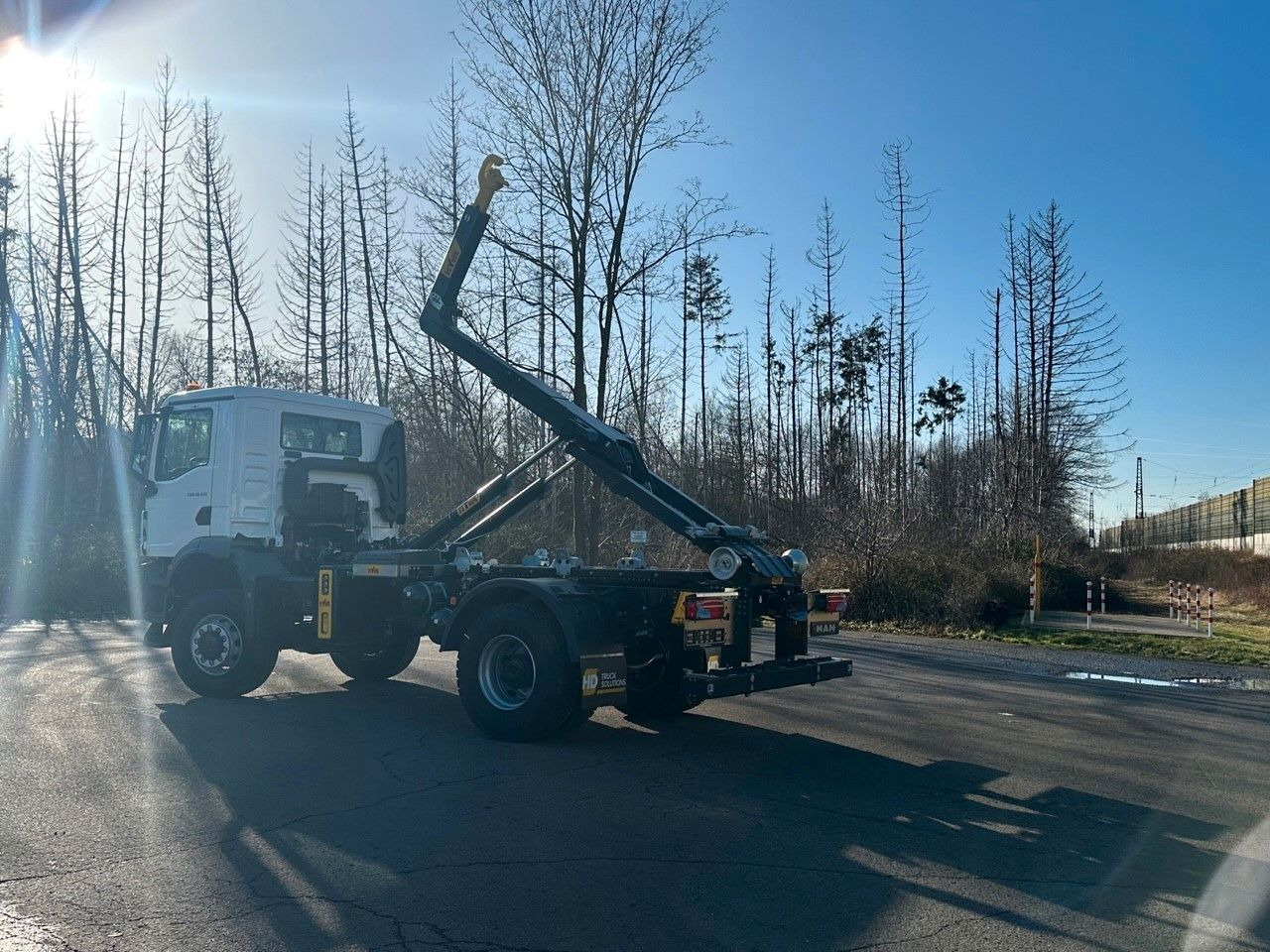 MAN TGM 18.320 4x4 Euro 6e Hyva 12-45 - Мултилифт с кука камион, Камион с кран: снимка 4 MAN TGM 18.320 4x4 Euro 6e Hyva 12-45 - Мултилифт с кука камион, Камион с кран: снимка 4