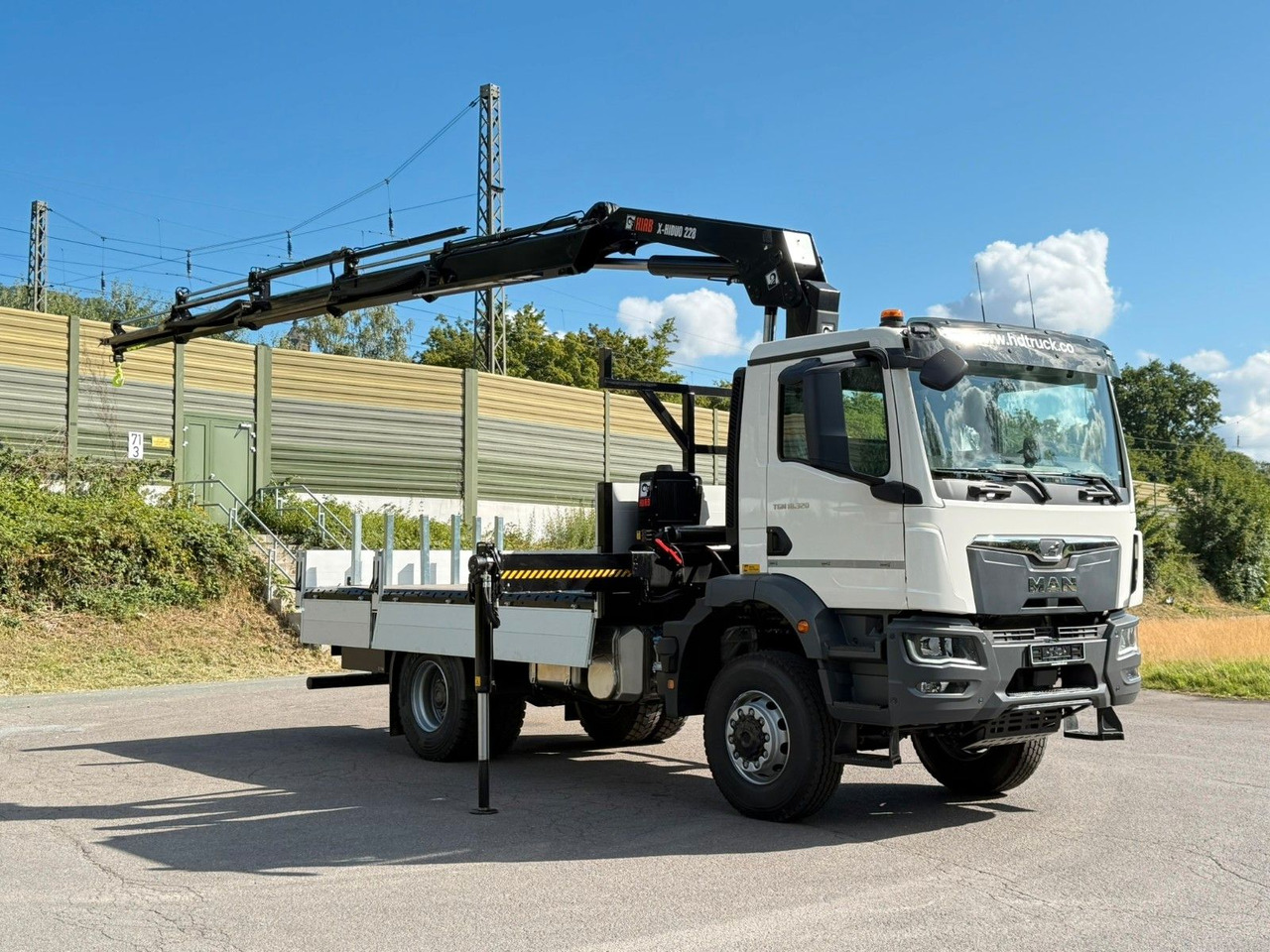 MAN TGM 18.320 4x4 Hiab 228-4 Kran - Камион с кран: снимка 5 MAN TGM 18.320 4x4 Hiab 228-4 Kran - Камион с кран: снимка 5