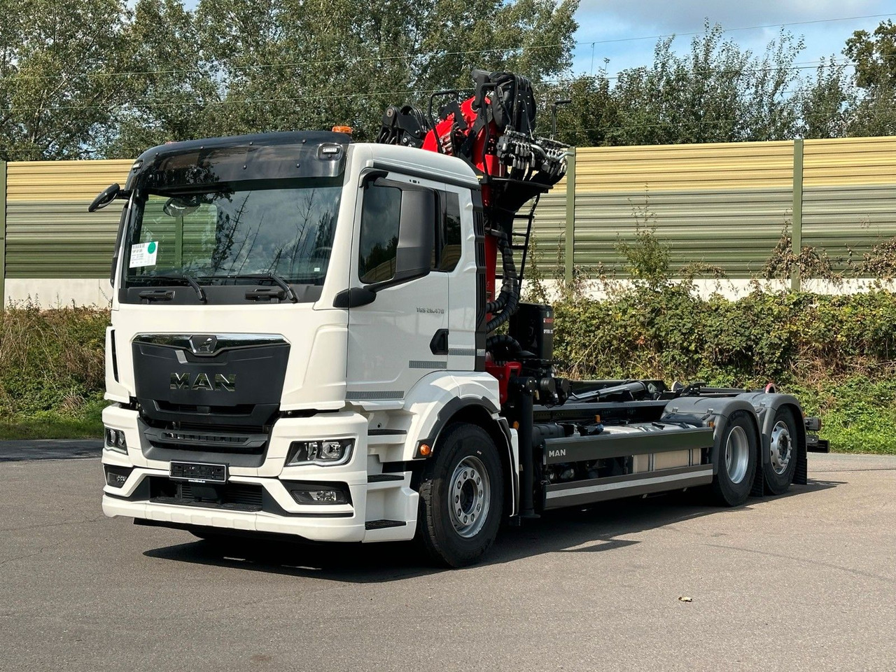 MAN TGS 26.470 6x2 Abrollkipper + Kran EPSILON - Мултилифт с кука камион, Камион с кран: снимка 3 MAN TGS 26.470 6x2 Abrollkipper + Kran EPSILON - Мултилифт с кука камион, Камион с кран: снимка 3