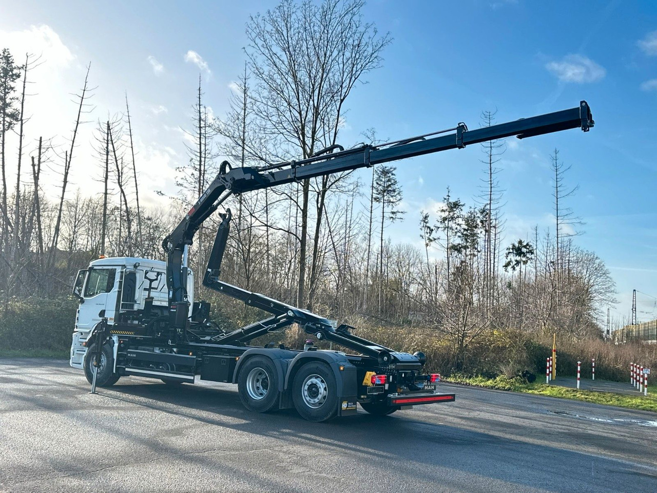 MAN TGS 26.470 6x2 Abrollkipper + Kran Hiab 138-3 - Мултилифт с кука камион, Камион с кран: снимка 4 MAN TGS 26.470 6x2 Abrollkipper + Kran Hiab 138-3 - Мултилифт с кука камион, Камион с кран: снимка 4