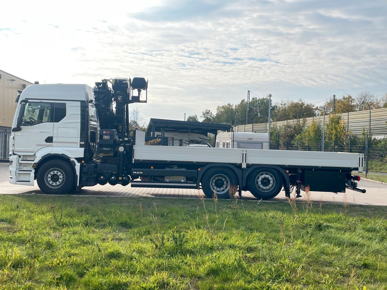 MAN TGS 26.480 /6X Hiab X-HIRRO 302 E-6 JIB 70x4 - Камион с кран: снимка 3 MAN TGS 26.480 /6X Hiab X-HIRRO 302 E-6 JIB 70x4 - Камион с кран: снимка 3