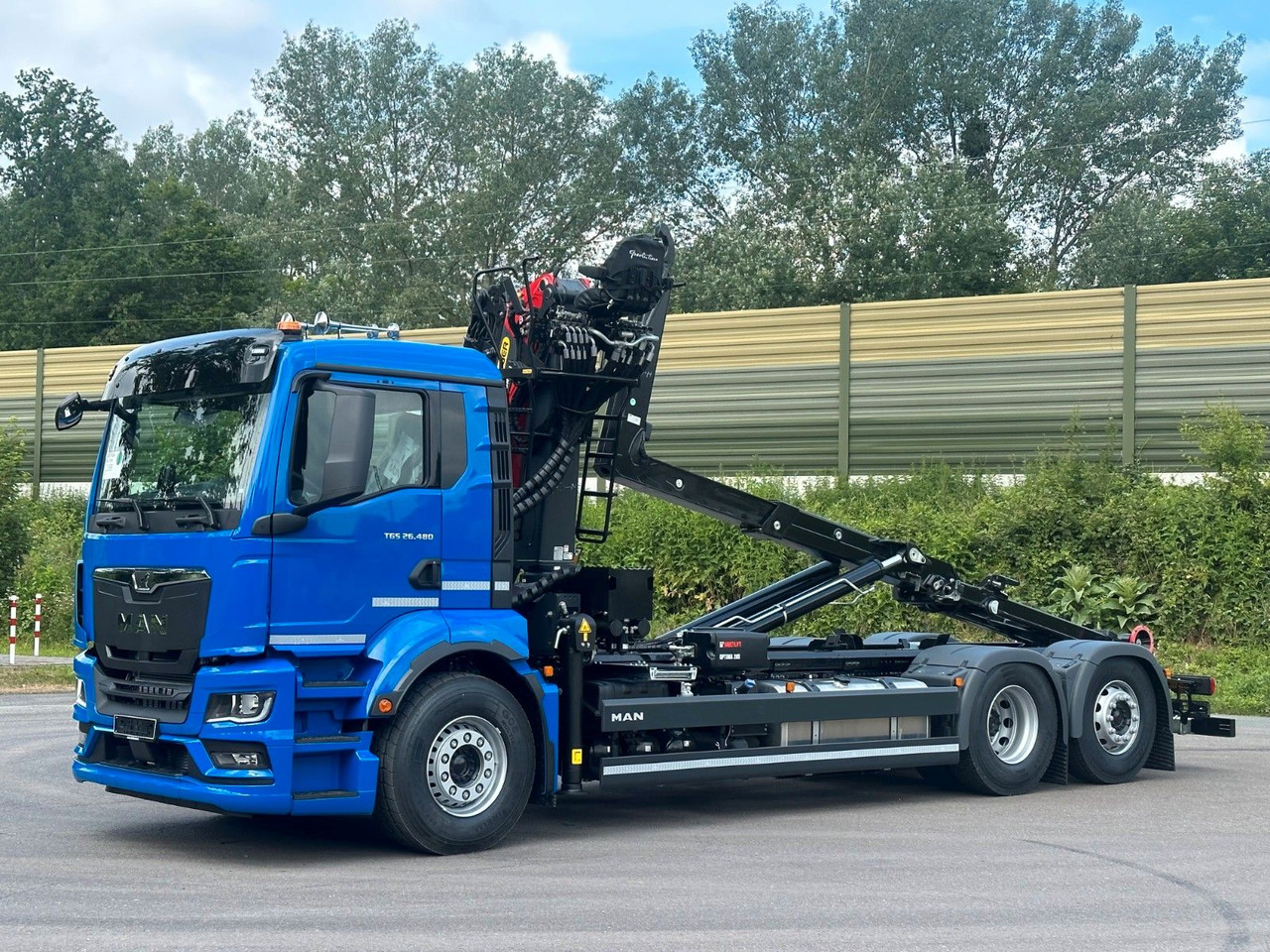 MAN TGS 26.480 6x2 Abrollkipper + Kran EPSILON - Мултилифт с кука камион, Камион с кран: снимка 3 MAN TGS 26.480 6x2 Abrollkipper + Kran EPSILON - Мултилифт с кука камион, Камион с кран: снимка 3