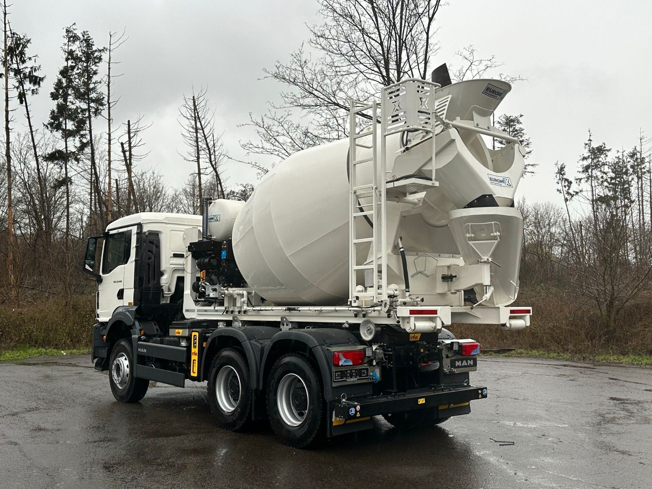 MAN TGS 33.440 6x4 Euro6e Abroller + Fahrmischer - Мултилифт с кука камион, Камион с кран: снимка 5 MAN TGS 33.440 6x4 Euro6e Abroller + Fahrmischer - Мултилифт с кука камион, Камион с кран: снимка 5