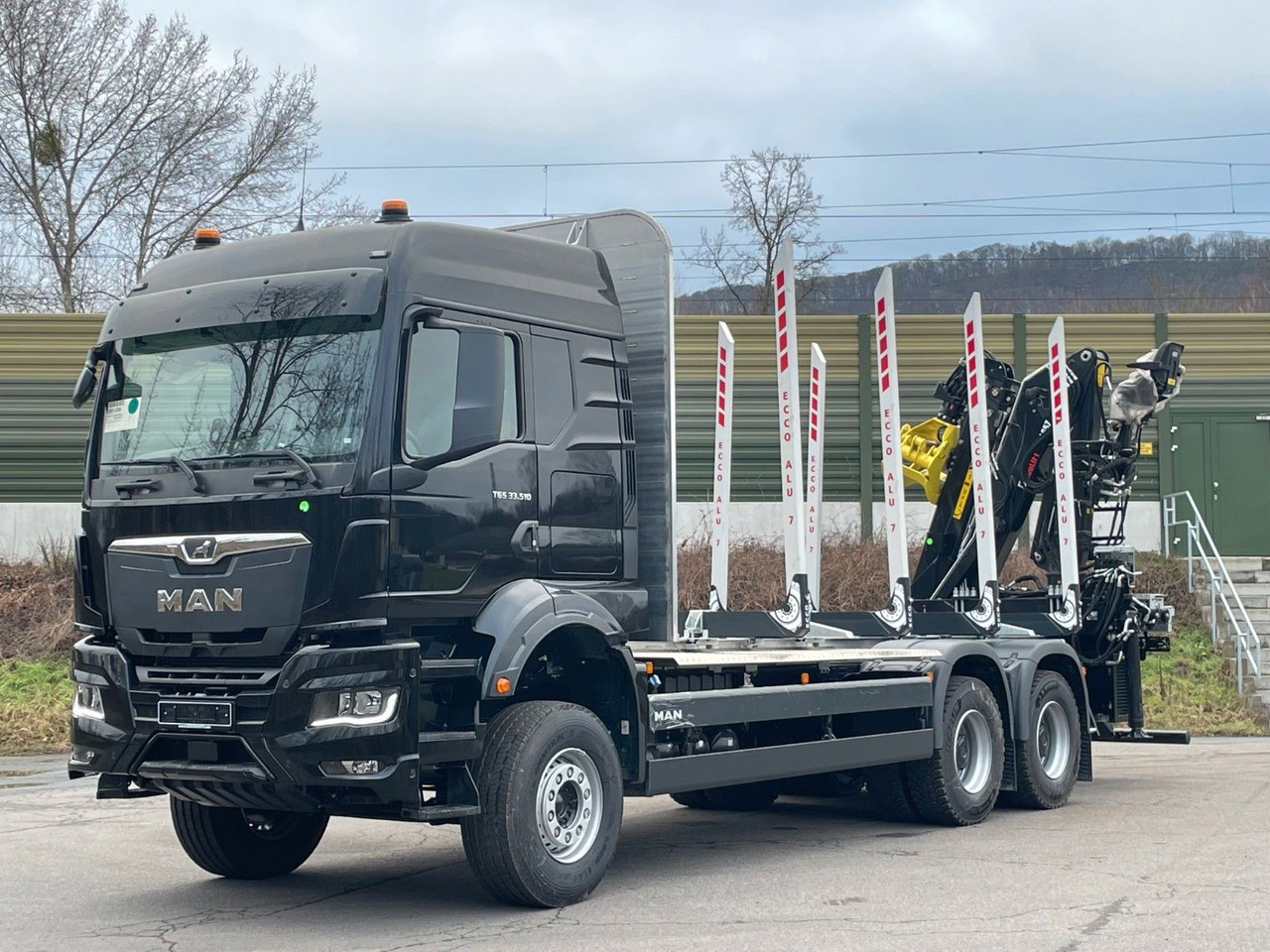 MAN TGS 33.510 6X4 BB Euro6e LogLift 165Z - Камион за дърва, Камион с кран: снимка 1 MAN TGS 33.510 6X4 BB Euro6e LogLift 165Z - Камион за дърва, Камион с кран: снимка 1