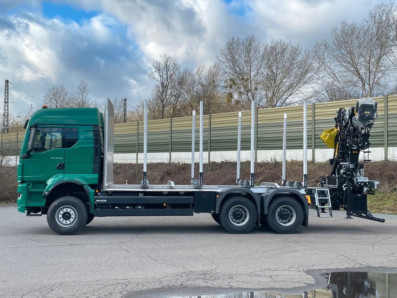 MAN TGS 33.510 6X4 BL Euro6e LogLift 165Z - Камион за дърва, Камион с кран: снимка 4 MAN TGS 33.510 6X4 BL Euro6e LogLift 165Z - Камион за дърва, Камион с кран: снимка 4