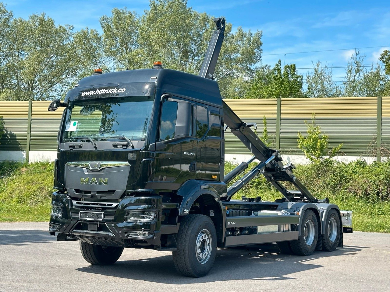MAN TGS 33.520 6X4 Euro6e Abrollkipper MULTILIFT - Мултилифт с кука камион, Камион с кран: снимка 1 MAN TGS 33.520 6X4 Euro6e Abrollkipper MULTILIFT - Мултилифт с кука камион, Камион с кран: снимка 1