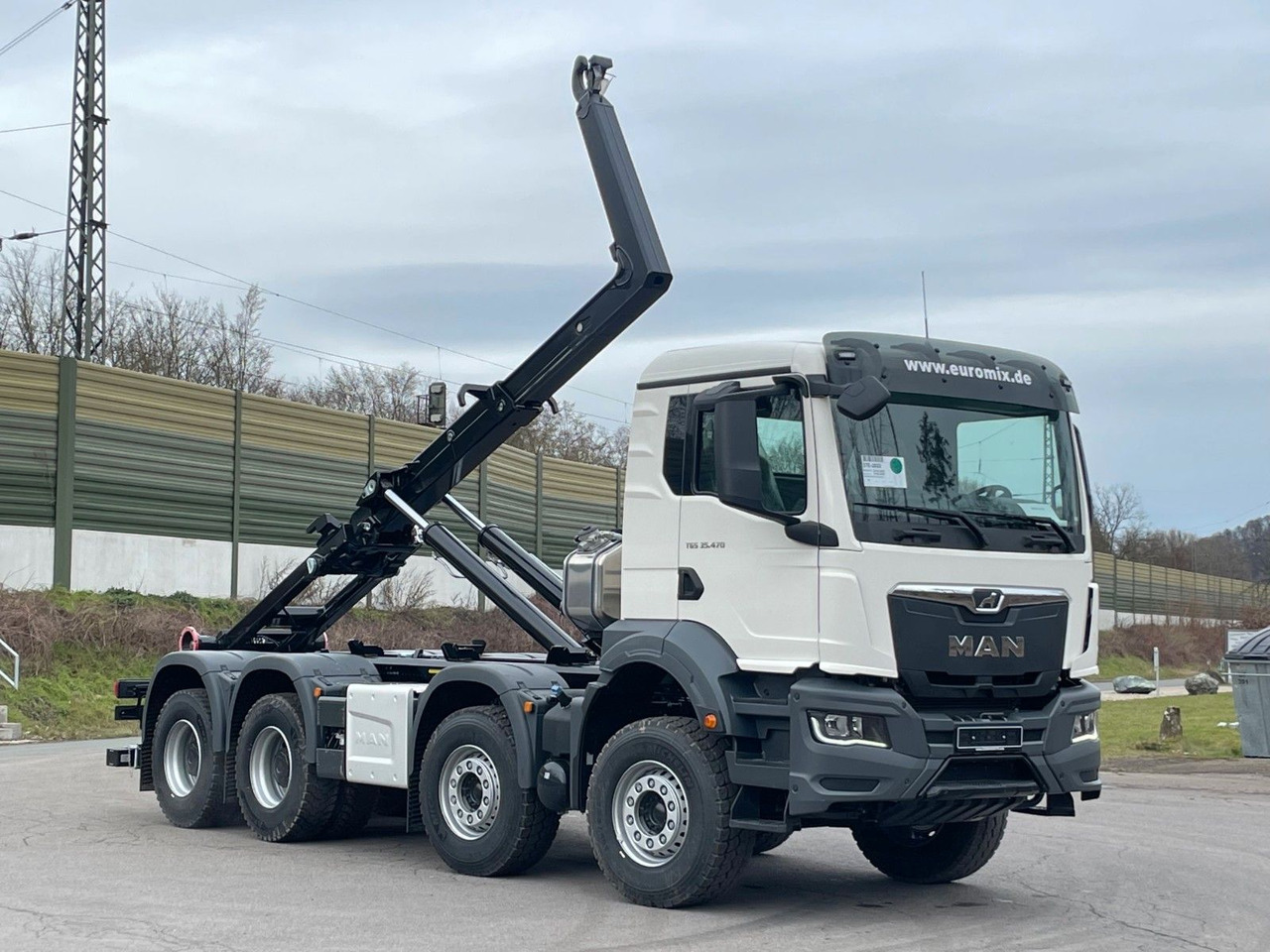 MAN TGS 35.480 8x4 Euro6e Hiab MultLift Abrollkipper - Мултилифт с кука камион, Камион с кран: снимка 1 MAN TGS 35.480 8x4 Euro6e Hiab MultLift Abrollkipper - Мултилифт с кука камион, Камион с кран: снимка 1
