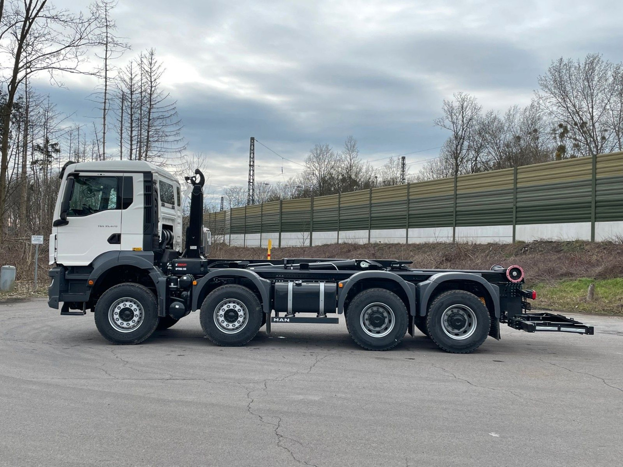 Мултилифт с кука камион, Камион с кран MAN TGS 35.480 8x4 Euro6e Hiab MultLift Abrollkipper: снимка 9