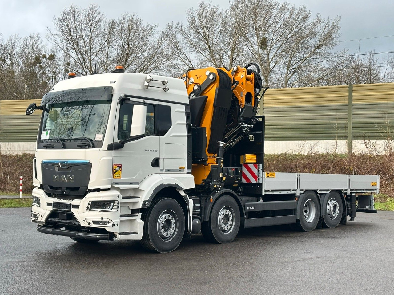 MAN TGS 35.520 8X2 Hiab EFFER 955-8s +Jib 6s - Бордови камион, Камион с кран: снимка 3 MAN TGS 35.520 8X2 Hiab EFFER 955-8s +Jib 6s - Бордови камион, Камион с кран: снимка 3