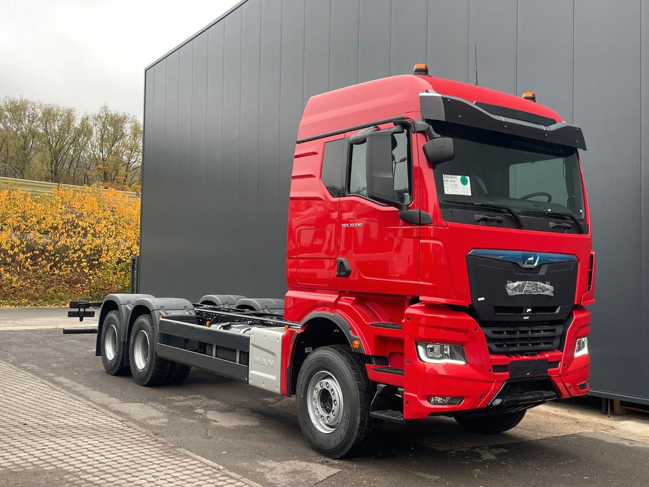 MAN TGX 33.510 6X4 BL - Шаси кабина: снимка 1 MAN TGX 33.510 6X4 BL - Шаси кабина: снимка 1