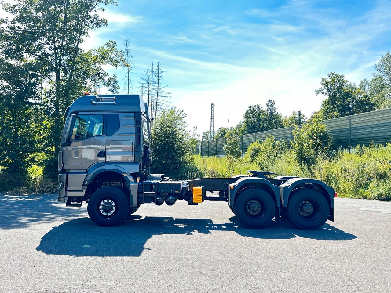 MAN TGS 26.520 6x6 - Влекач: снимка 3 MAN TGS 26.520 6x6 - Влекач: снимка 3