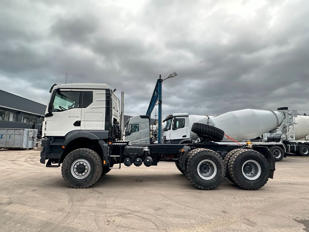 MAN TGS 40.480 6x6 BB SA HEAVY DUTY TRACTOR - Влекач: снимка 3 MAN TGS 40.480 6x6 BB SA HEAVY DUTY TRACTOR - Влекач: снимка 3