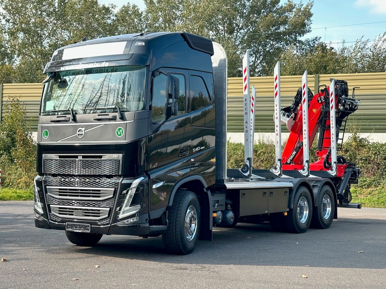 Volvo FH 540 6x4 LogLift EPSILON - Камион за дърва, Камион с кран: снимка 2 Volvo FH 540 6x4 LogLift EPSILON - Камион за дърва, Камион с кран: снимка 2