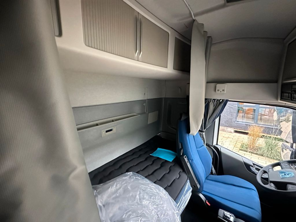 Лизинг на Volvo FH500 8X4 Kran HIAB X-HiPro858E-8 & Jib150x-6  Volvo FH500 8X4 Kran HIAB X-HiPro858E-8 & Jib150x-6: снимка 27