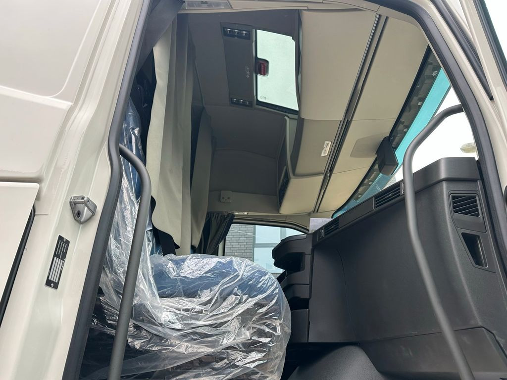 Лизинг на Volvo FH500 8X4 Kran HIAB X-HiPro858E-8 & Jib150x-6  Volvo FH500 8X4 Kran HIAB X-HiPro858E-8 & Jib150x-6: снимка 21