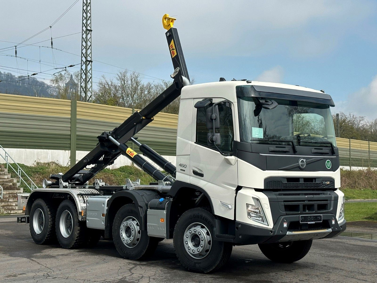 Volvo FMX 460 8x4 Hiab MultLift Abrollkipper Euro6e - Мултилифт с кука камион, Камион с кран: снимка 1 Volvo FMX 460 8x4 Hiab MultLift Abrollkipper Euro6e - Мултилифт с кука камион, Камион с кран: снимка 1