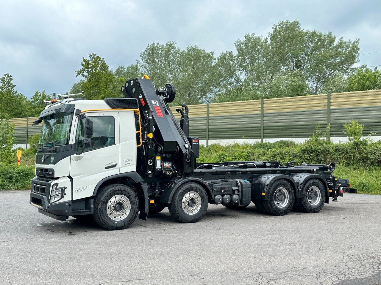 Volvo FMX 500 8x4 Abrollkipper + Kran Hiab 658-6 - Мултилифт с кука камион, Камион с кран: снимка 3 Volvo FMX 500 8x4 Abrollkipper + Kran Hiab 658-6 - Мултилифт с кука камион, Камион с кран: снимка 3