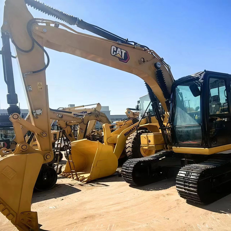 Caterpillar Used 20 Ton Tier 4 Excavator 312GC 312D2GC 313D 320D with Low Price Core Components Engine and Bearing - Верижен багер: снимка 1 Caterpillar Used 20 Ton Tier 4 Excavator 312GC 312D2GC 313D 320D with Low Price Core Components Engine and Bearing - Верижен багер: снимка 1