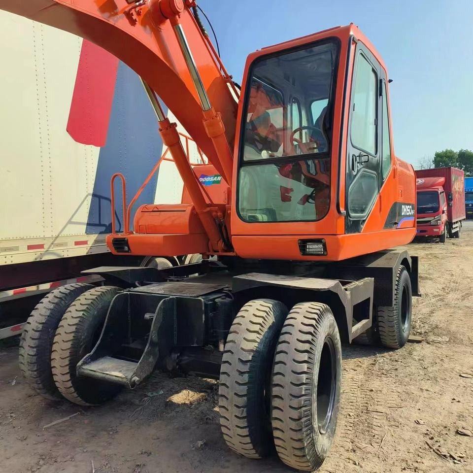 Doosan DH 150 LC-7 - Колесен багер: снимка 4 Doosan DH 150 LC-7 - Колесен багер: снимка 4