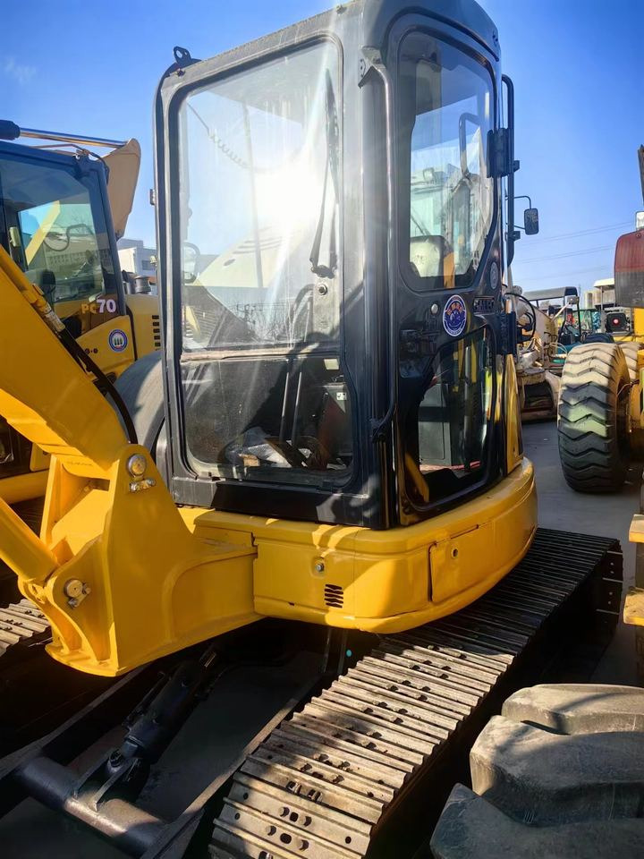 High Quality Mini Komatsu PC 55MR 5.5 Ton Earth-Moving Machine with Motor Engine Gearbox Gear in Stock - Мини багер: снимка 2 High Quality Mini Komatsu PC 55MR 5.5 Ton Earth-Moving Machine with Motor Engine Gearbox Gear in Stock - Мини багер: снимка 2