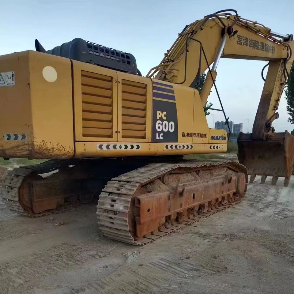 KOMATSU PC 600 LC-8 - Верижен багер: снимка 1 KOMATSU PC 600 LC-8 - Верижен багер: снимка 1