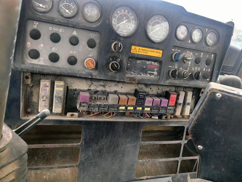 Used Dynapac Cc622 Compactor Similar to Very Cheap CA25D Dynapac Road Rollers for Sale CC622 in Stock for Sale in Stock - Пътен валяк: снимка 5 Used Dynapac Cc622 Compactor Similar to Very Cheap CA25D Dynapac Road Rollers for Sale CC622 in Stock for Sale in Stock - Пътен валяк: снимка 5