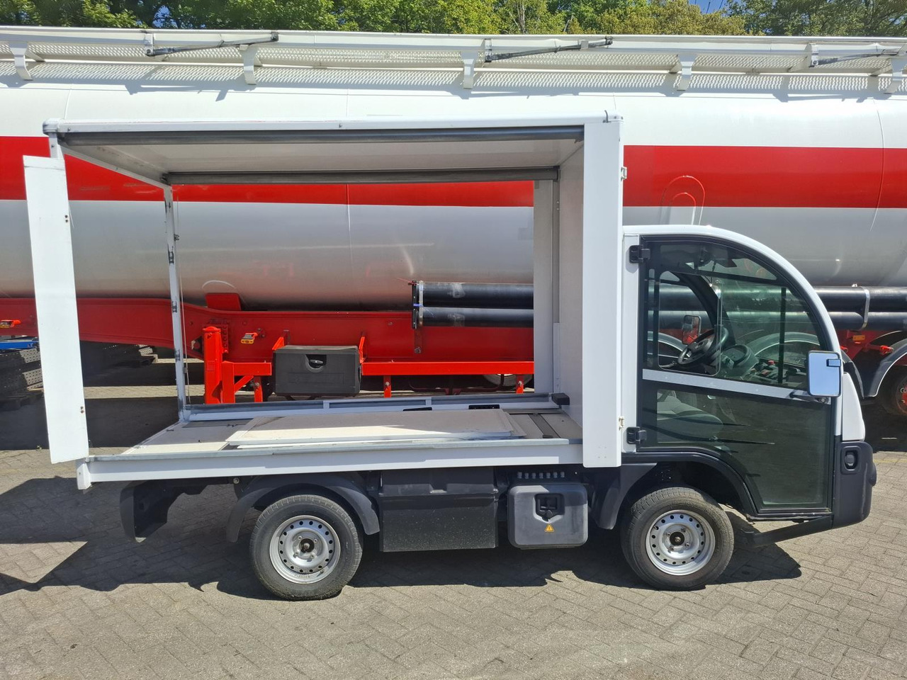 Aixam Mega E-Worker Elektrische Bakwagen RK-437-P - Голф количка: снимка 5 Aixam Mega E-Worker Elektrische Bakwagen RK-437-P - Голф количка: снимка 5