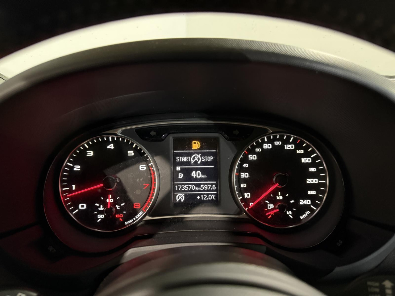 Audi | A1 | 1.2 TFSI Ambition Pro Line | 2011 | 173.570 km | 38PBP4 | Logisch - Хечбек: снимка 5 Audi | A1 | 1.2 TFSI Ambition Pro Line | 2011 | 173.570 km | 38PBP4 | Logisch - Хечбек: снимка 5