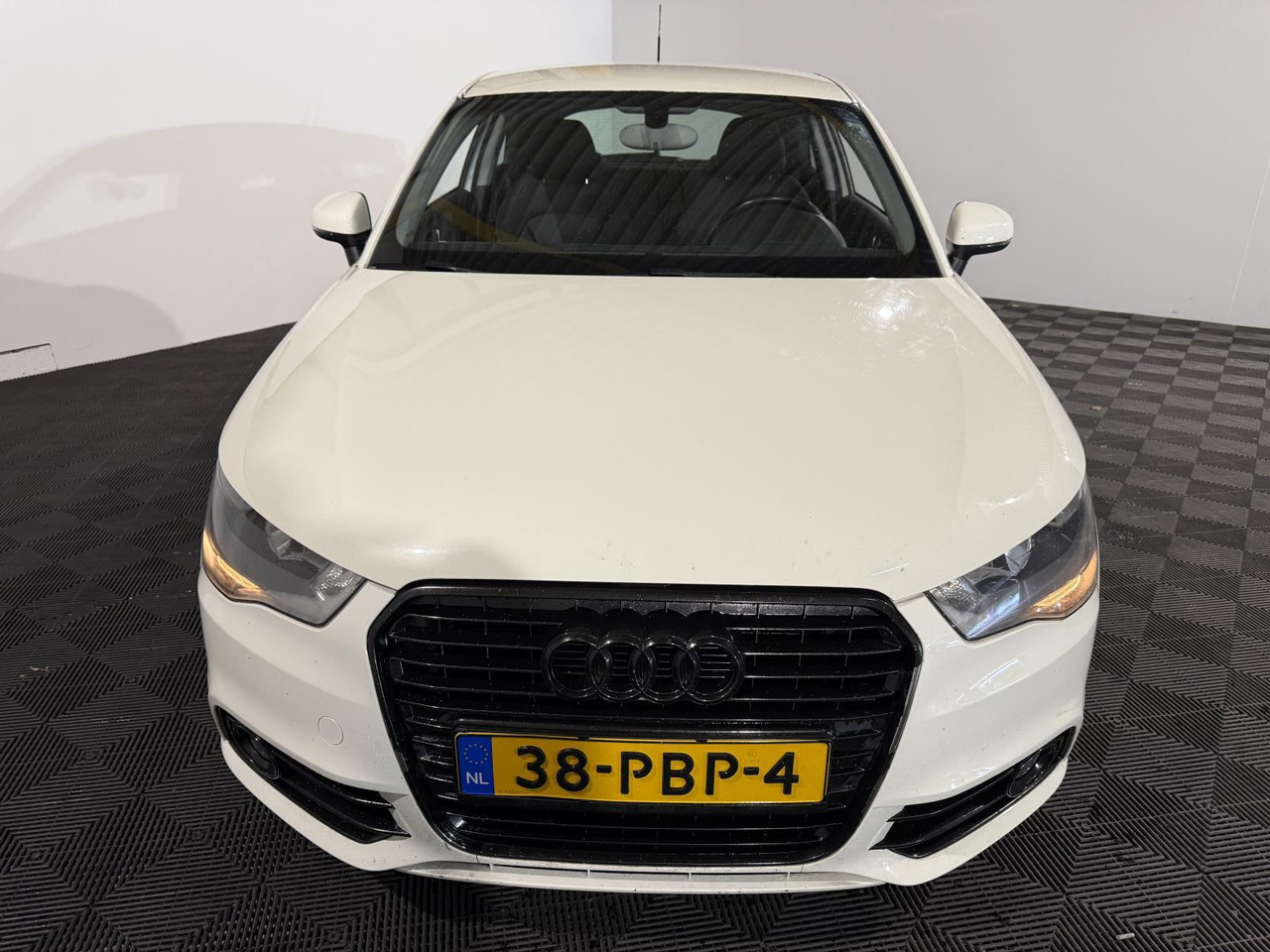 Хечбек Audi | A1 | 1.2 TFSI Ambition Pro Line | 2011 | 173.570 km | 38PBP4 | Logisch: снимка 9