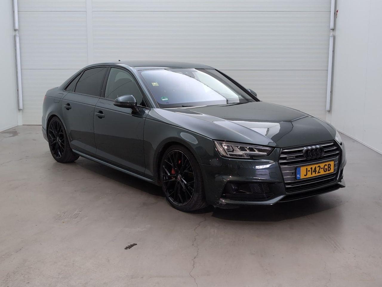 Audi A4 Limousine 2.0 TDI quattro Sport S line edition | 2017 | 199.026 km | Automaat | J142GB | NAP: Geen oordeel - Седан: снимка 2 Audi A4 Limousine 2.0 TDI quattro Sport S line edition | 2017 | 199.026 km | Automaat | J142GB | NAP: Geen oordeel - Седан: снимка 2