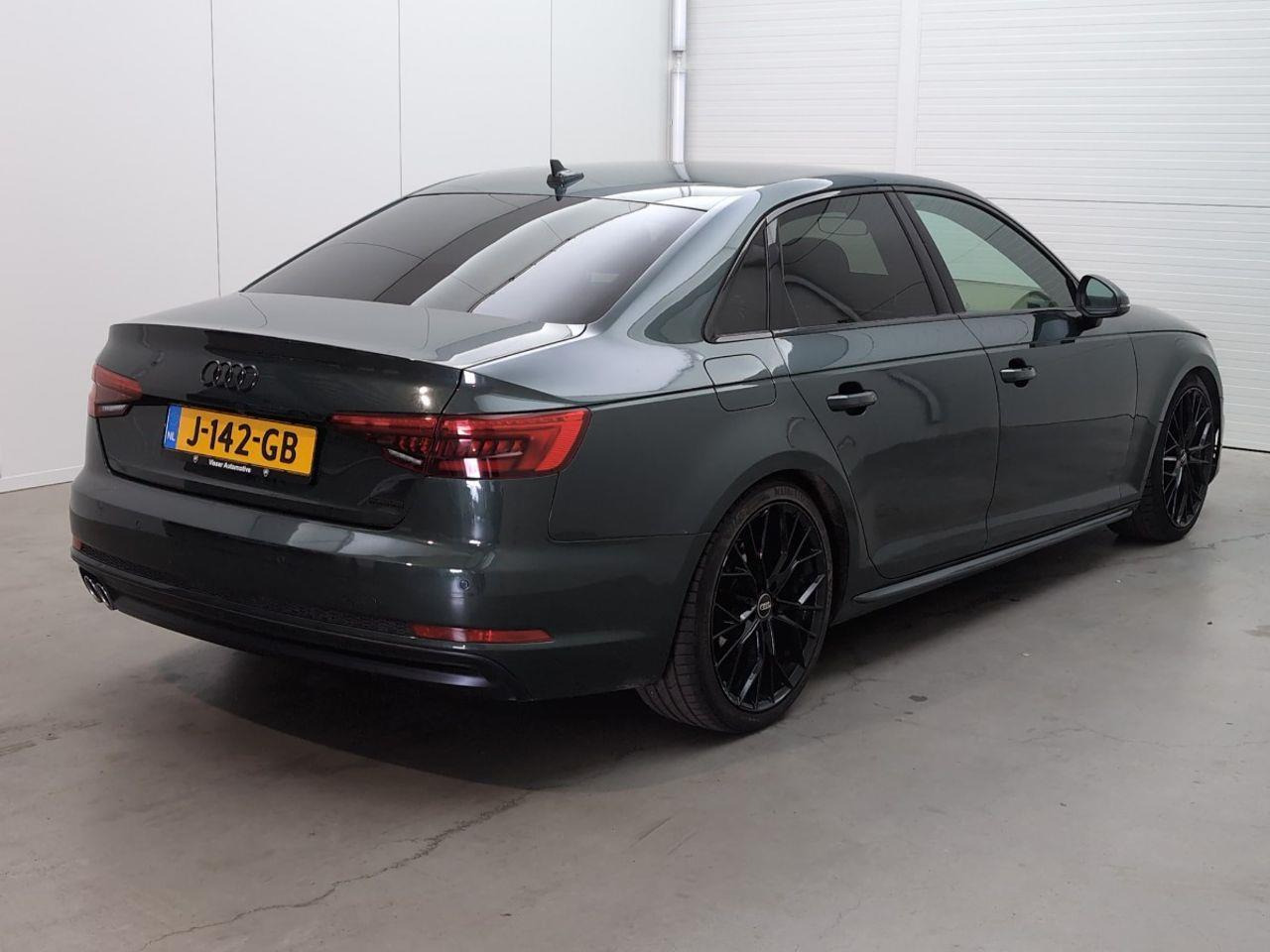 Audi A4 Limousine 2.0 TDI quattro Sport S line edition | 2017 | 199.026 km | Automaat | J142GB | NAP: Geen oordeel - Седан: снимка 4 Audi A4 Limousine 2.0 TDI quattro Sport S line edition | 2017 | 199.026 km | Automaat | J142GB | NAP: Geen oordeel - Седан: снимка 4