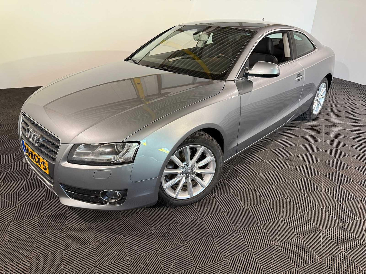 Audi A5 Coupé 2.0 TFSI Pro Line Business 60-RGK-5 233.366 km - Лек автомобил: снимка 1 Audi A5 Coupé 2.0 TFSI Pro Line Business 60-RGK-5 233.366 km - Лек автомобил: снимка 1