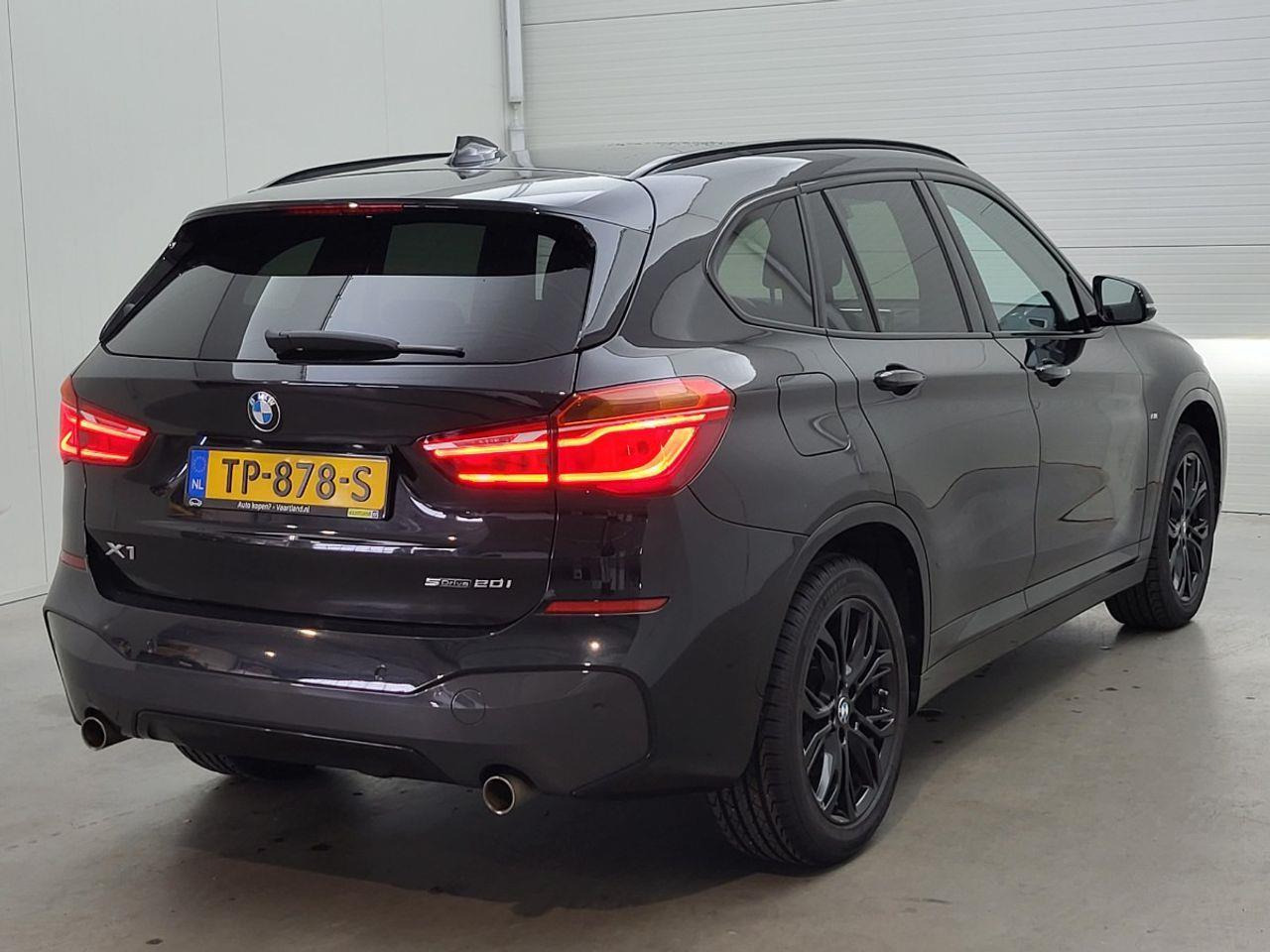 BMW X1 sDrive20i High Executive | 2018 | 231.316 km | TP878S | NAP: Logisch - Джип: снимка 4 BMW X1 sDrive20i High Executive | 2018 | 231.316 km | TP878S | NAP: Logisch - Джип: снимка 4