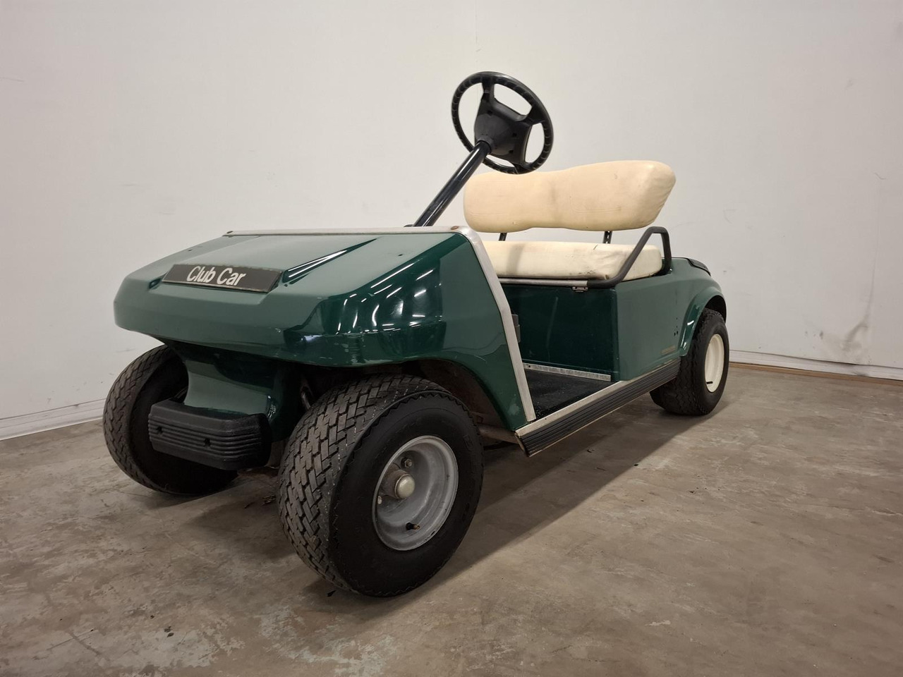 ClubCar DS 2 seater (1) A9747-622827 - Голф количка: снимка 1 ClubCar DS 2 seater (1) A9747-622827 - Голф количка: снимка 1
