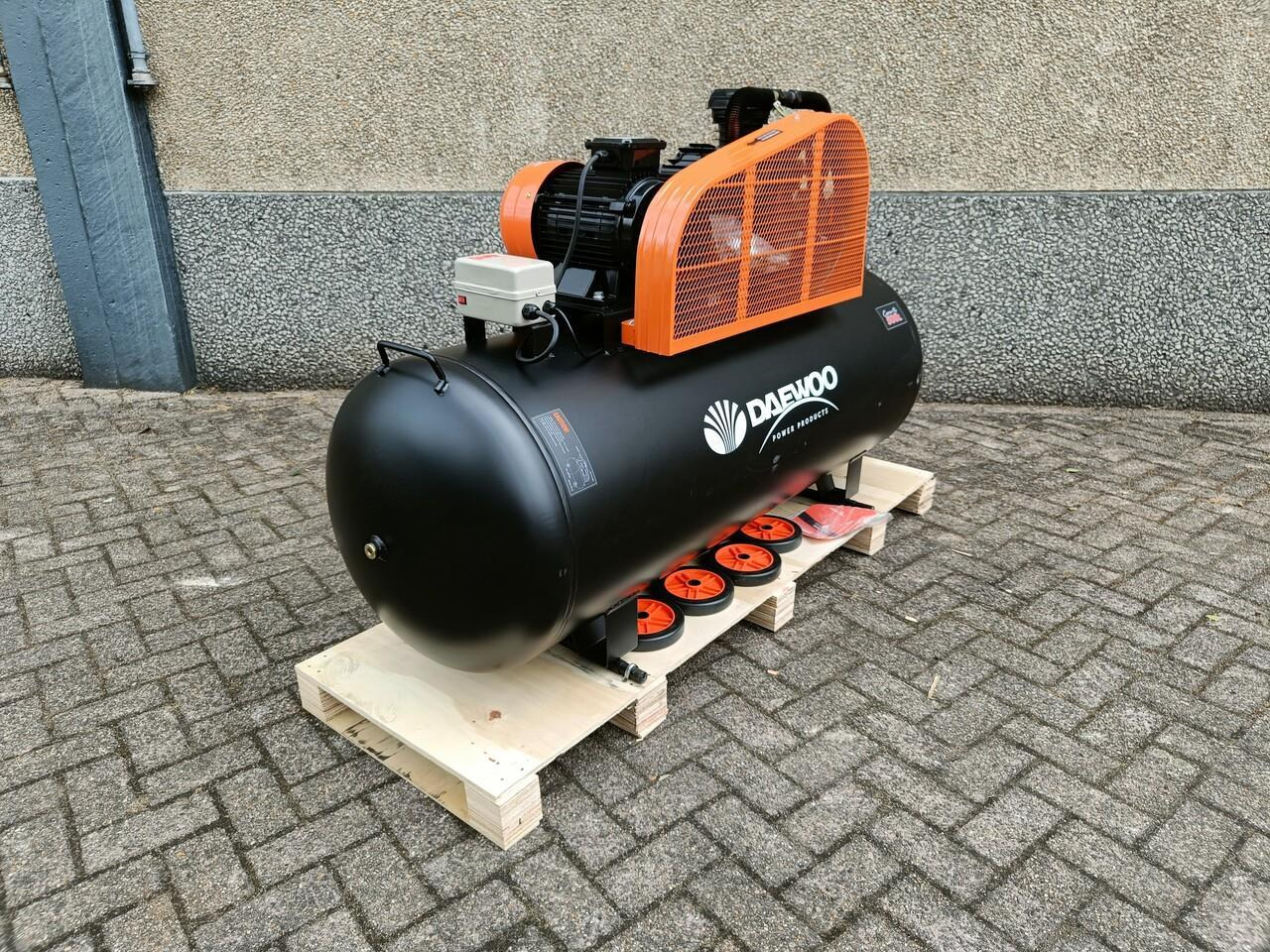Deawoo DAAX500L Compressor Nieuw - Компресор за въздух: снимка 1 Deawoo DAAX500L Compressor Nieuw - Компресор за въздух: снимка 1