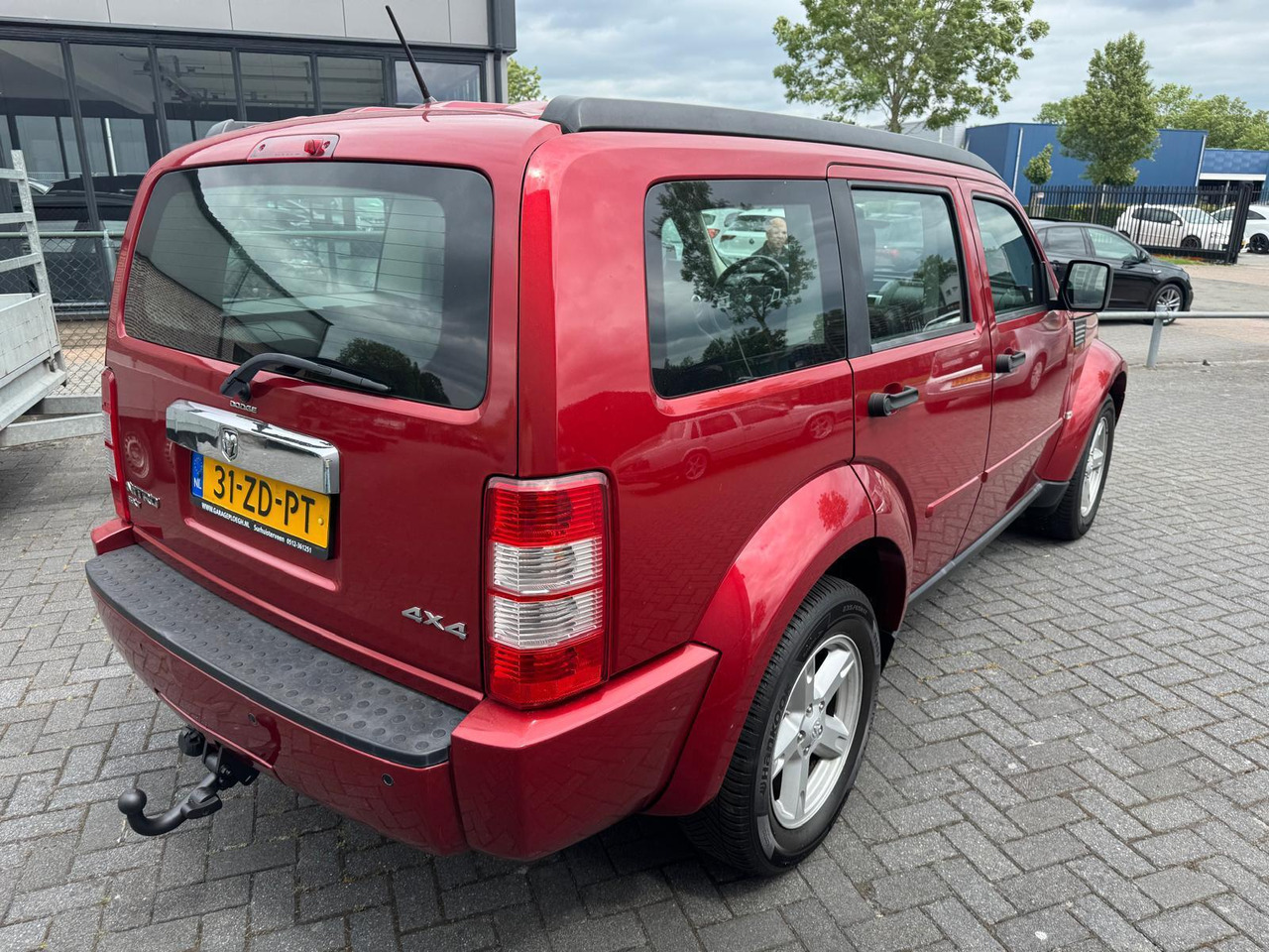 Dodge Nitro 3.7 V6 SXT | 2008 | 209.339 km | 31-ZD-PT - Джип: снимка 3 Dodge Nitro 3.7 V6 SXT | 2008 | 209.339 km | 31-ZD-PT - Джип: снимка 3