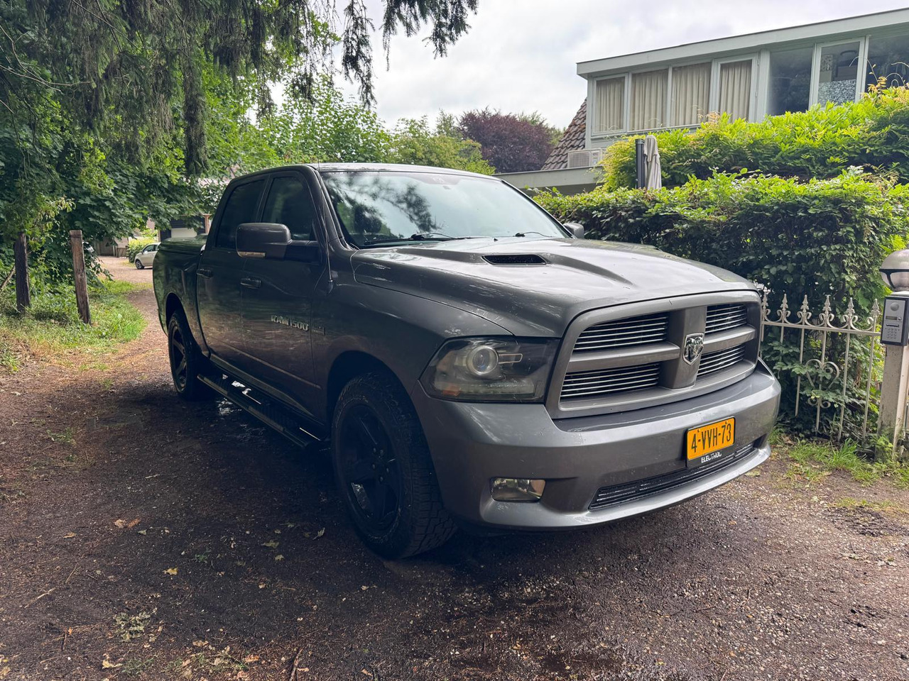 Dodge Ram 1500 5.7 V8 4X4 Crew Cab 5'7 Sport LPG 2012 248.406 km 4-VVH-73 - Пикап: снимка 3 Dodge Ram 1500 5.7 V8 4X4 Crew Cab 5'7 Sport LPG 2012 248.406 km 4-VVH-73 - Пикап: снимка 3