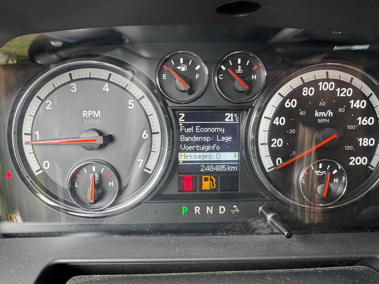 Dodge Ram 1500 5.7 V8 4X4 Crew Cab 5'7 Sport LPG 2012 248.406 km 4-VVH-73 - Пикап: снимка 4 Dodge Ram 1500 5.7 V8 4X4 Crew Cab 5'7 Sport LPG 2012 248.406 km 4-VVH-73 - Пикап: снимка 4