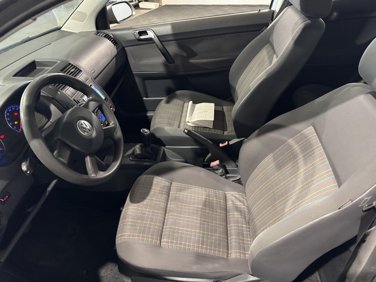 Volkswagen Polo 1.4-16V FSI Optive | 2006 | 222.720 km | 86-SX-TB - Друга техника: снимка 3 Volkswagen Polo 1.4-16V FSI Optive | 2006 | 222.720 km | 86-SX-TB - Друга техника: снимка 3