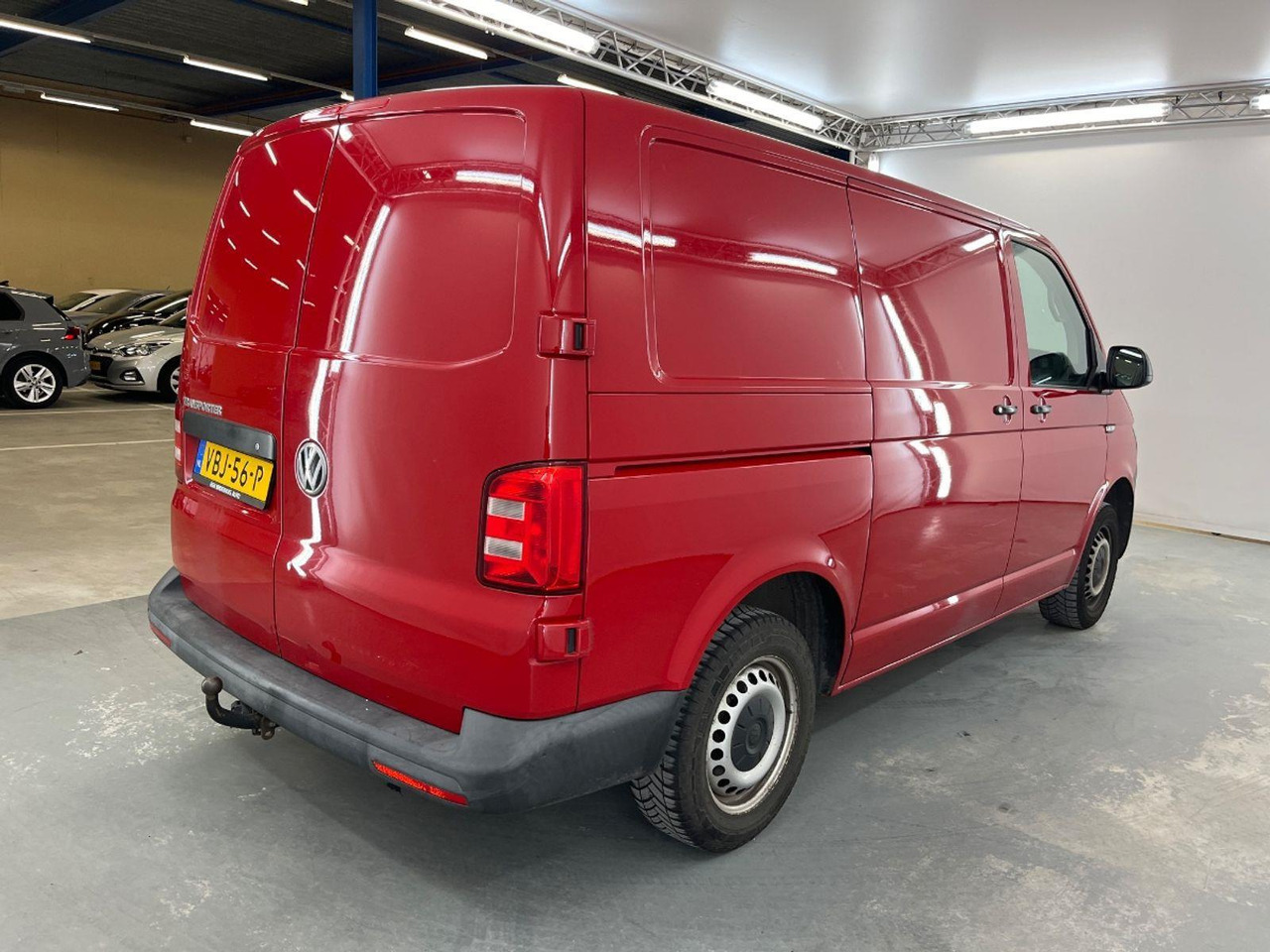 Volkswagen Transporter 2.0 TDI L1H1 Highline | 2019 | 151.061 km | VBJ56P | NAP: Logisch - Друга техника: снимка 4 Volkswagen Transporter 2.0 TDI L1H1 Highline | 2019 | 151.061 km | VBJ56P | NAP: Logisch - Друга техника: снимка 4