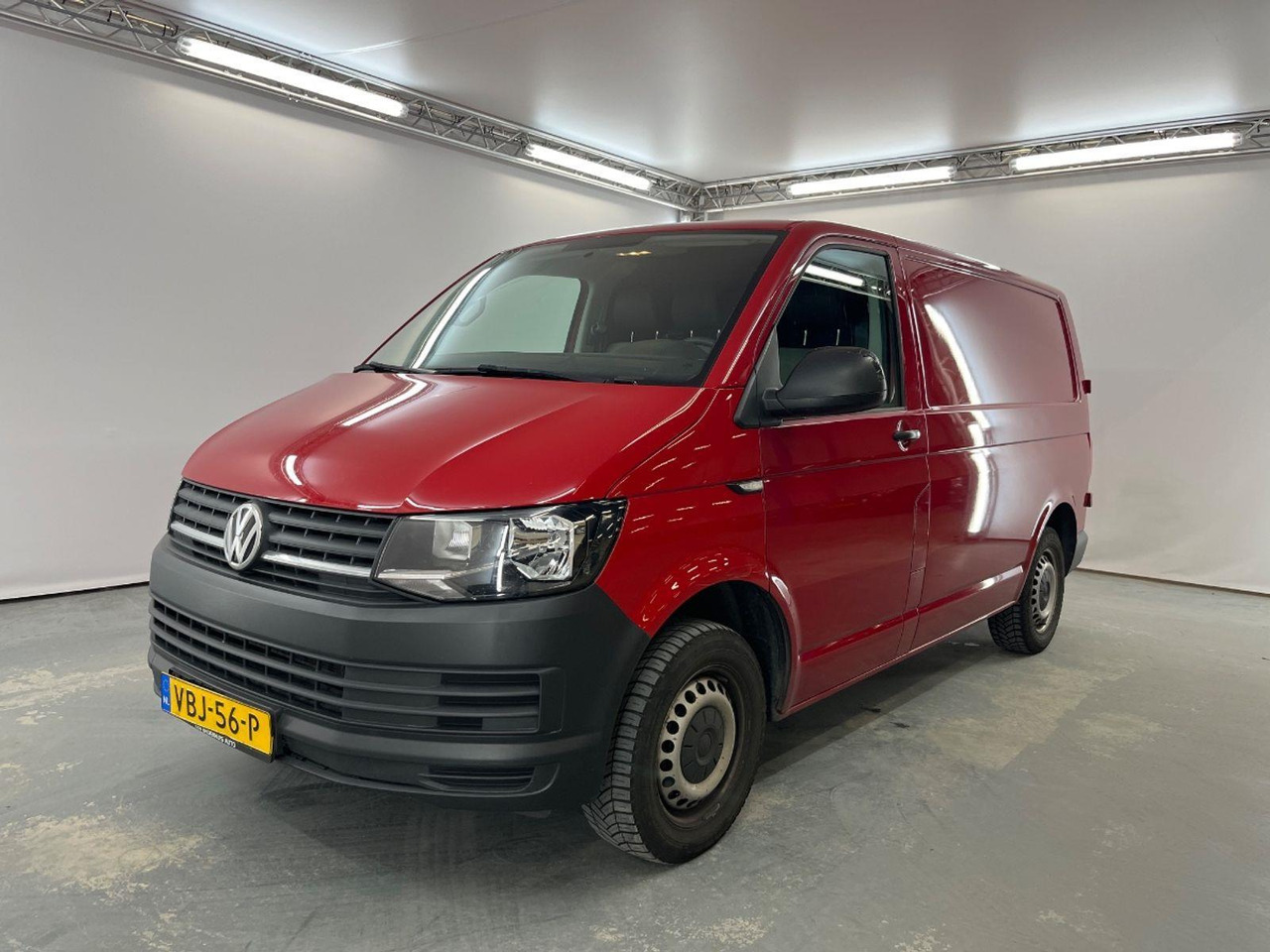 Volkswagen Transporter 2.0 TDI L1H1 Highline | 2019 | 151.061 km | VBJ56P | NAP: Logisch - Друга техника: снимка 1 Volkswagen Transporter 2.0 TDI L1H1 Highline | 2019 | 151.061 km | VBJ56P | NAP: Logisch - Друга техника: снимка 1